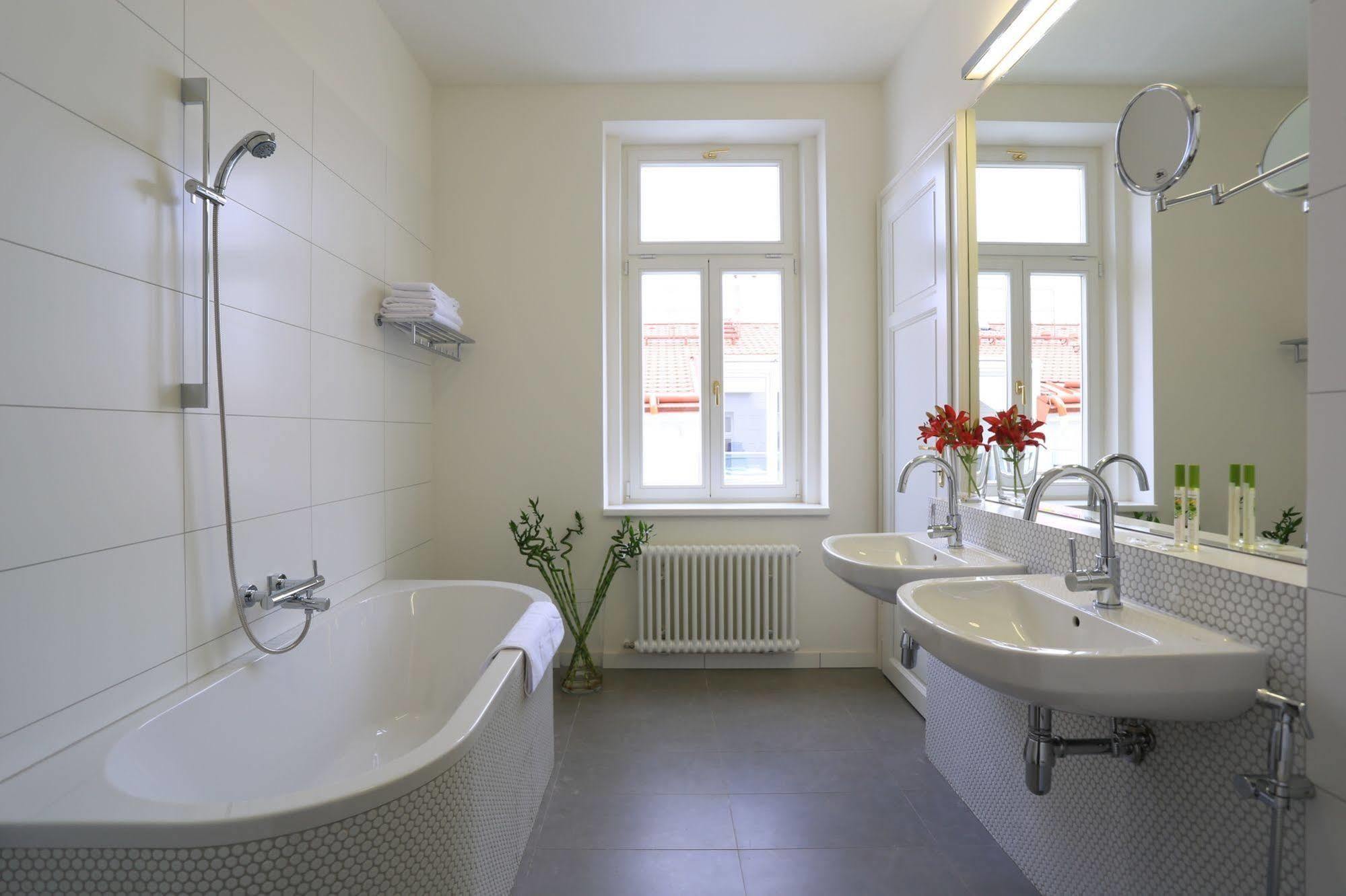 & Aparthotel Prague