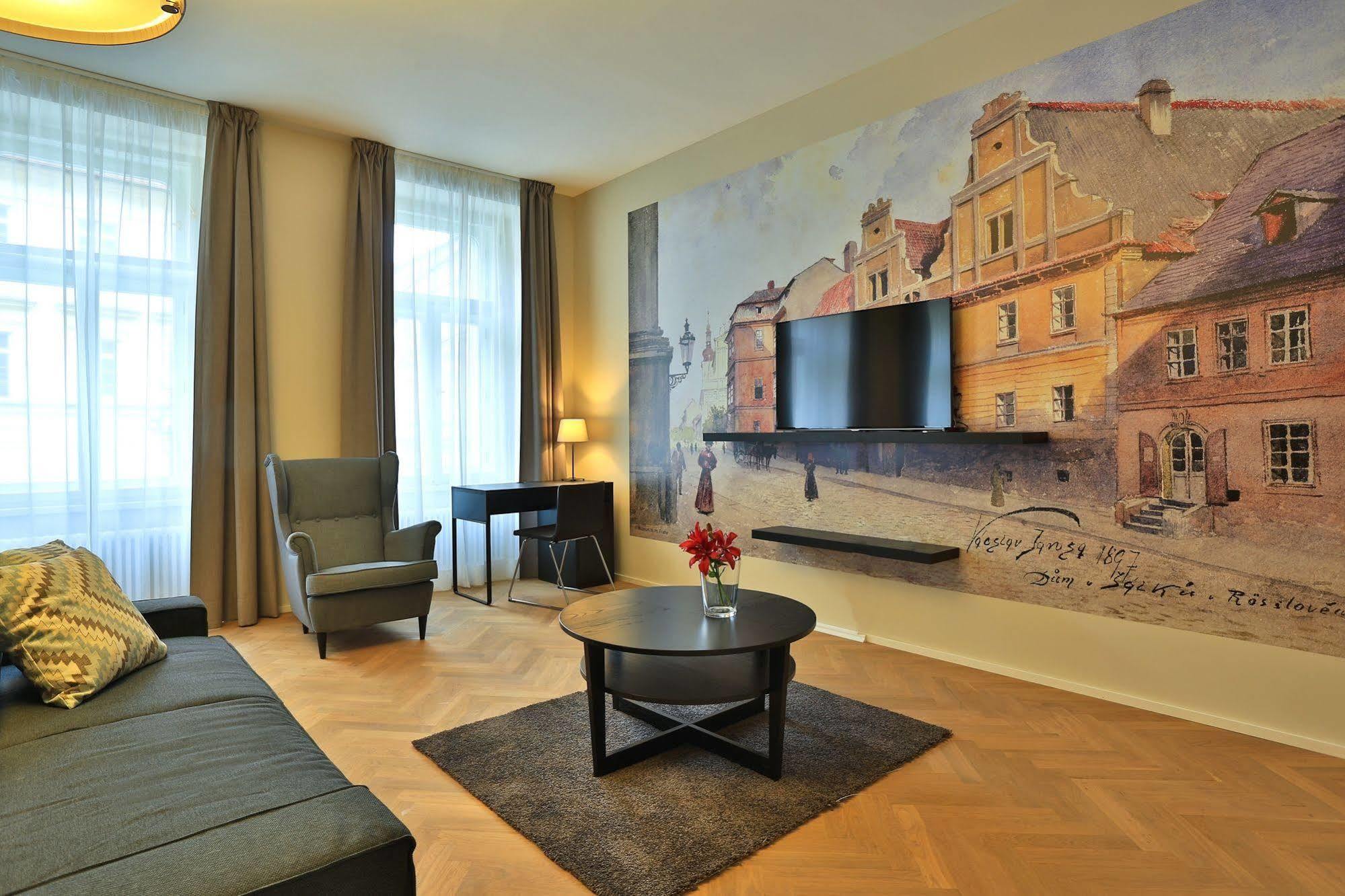 Aparthotel &